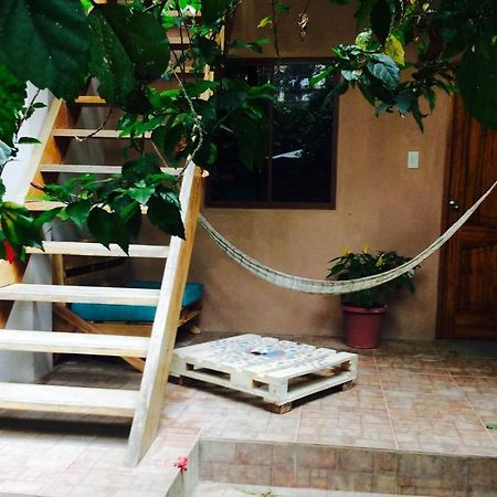 Hostal Moai Montañita Εξωτερικό φωτογραφία