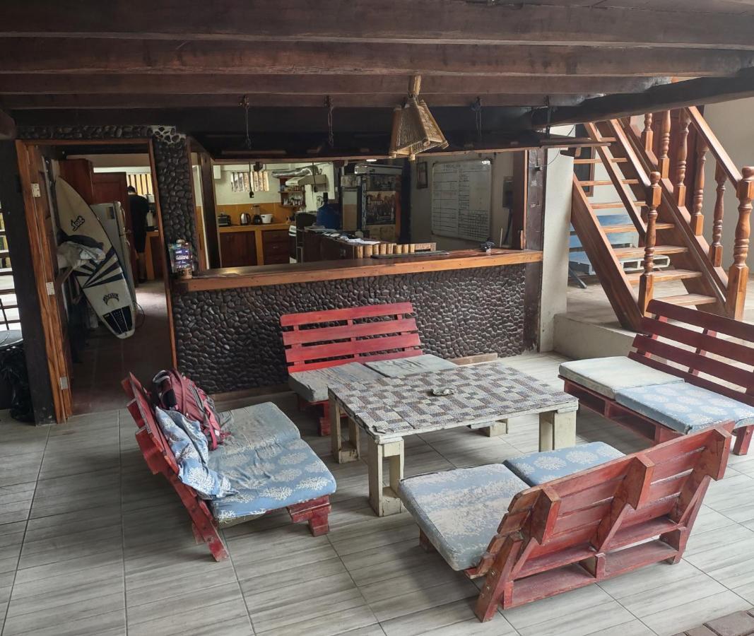 Hostal Moai Montañita Εξωτερικό φωτογραφία