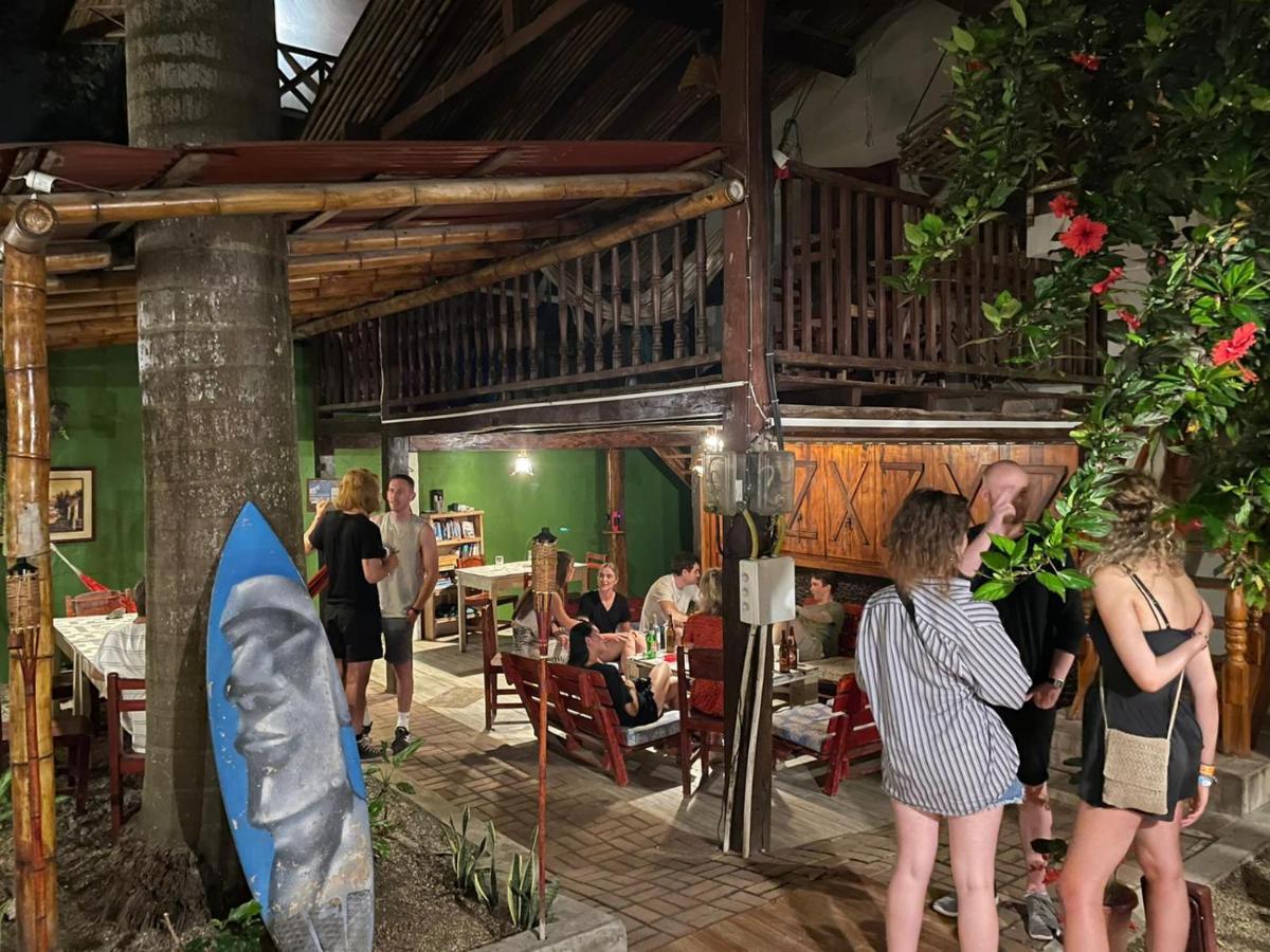Hostal Moai Montañita Εξωτερικό φωτογραφία